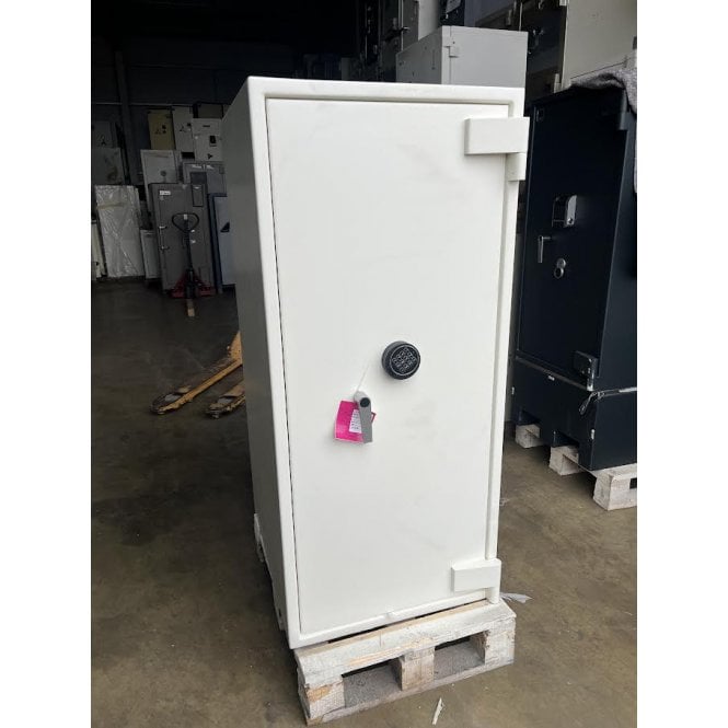 Refurbished Godrej Eurocash Grade 3. Ref: 2000
